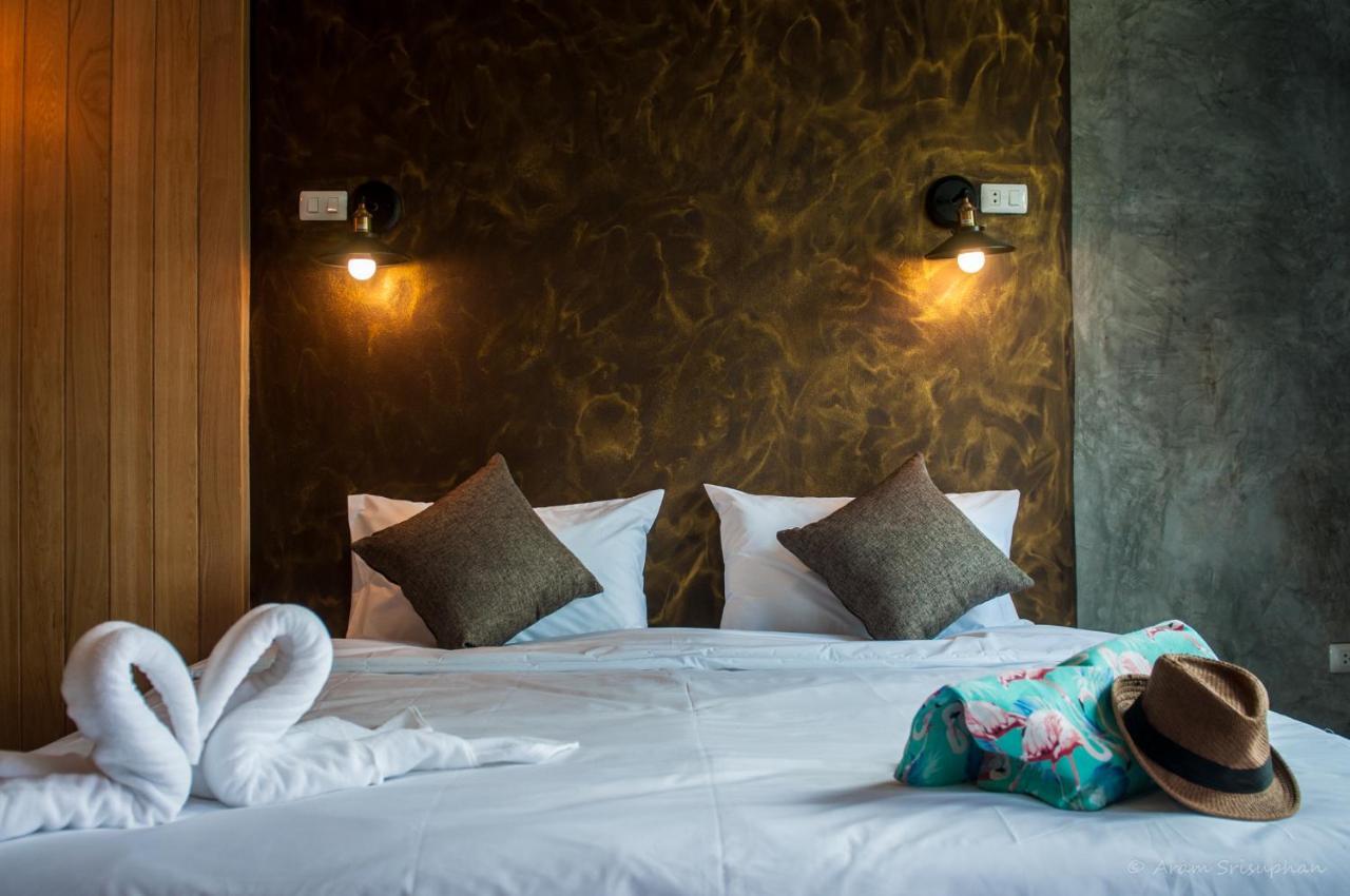 องศา เฮาส์ Hotel หาดบางเทา ภายนอก รูปภาพ
